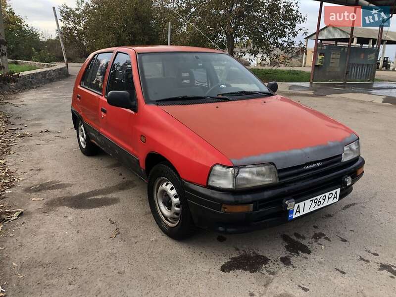 Хэтчбек Daihatsu Charade 1987 в Попельне