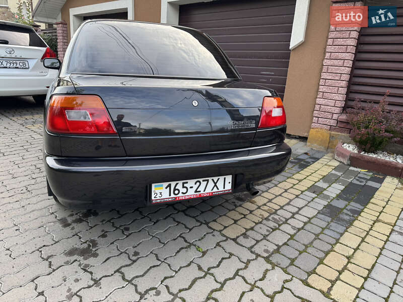 Седан Daihatsu Charade 1996 в Хмельницком