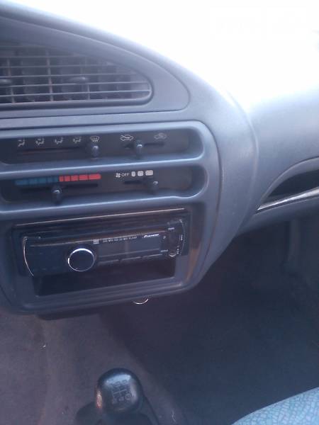 Седан Daihatsu Cuore 1996 в Виннице