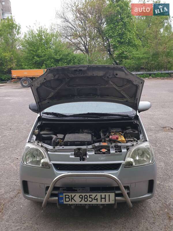 Хэтчбек Daihatsu Cuore 2005 в Ровно