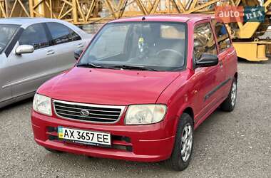 Хэтчбек Daihatsu Cuore 2002 в Киеве