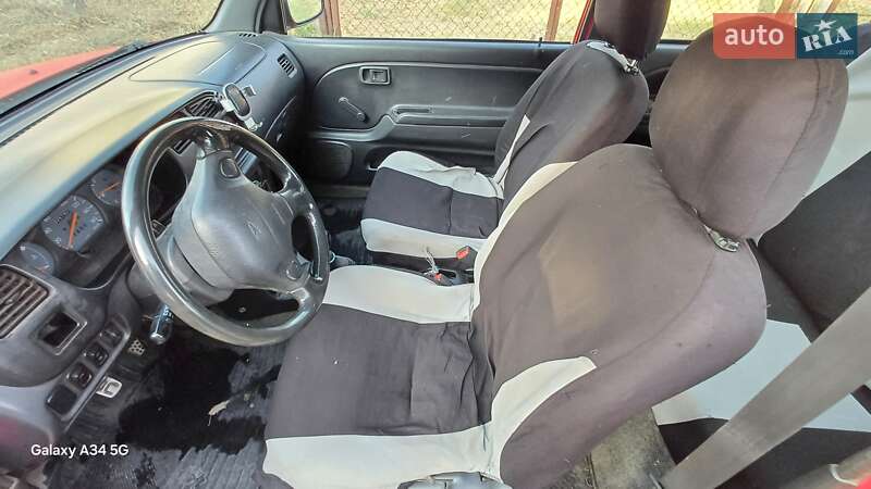 Хэтчбек Daihatsu Cuore 2000 в Одессе