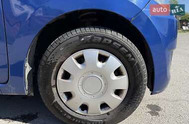 Хэтчбек Daihatsu Cuore 2007 в 