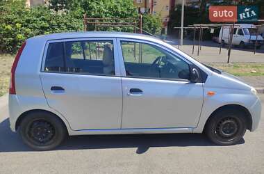Хэтчбек Daihatsu Cuore 2005 в Кривом Роге