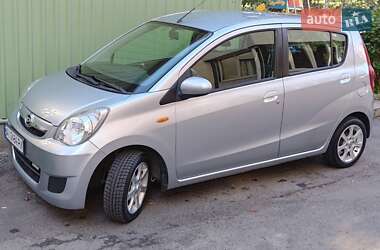 Хэтчбек Daihatsu Cuore 2010 в 