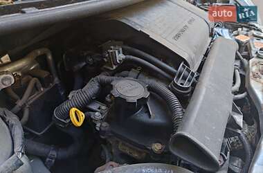 Хэтчбек Daihatsu Cuore 2010 в 