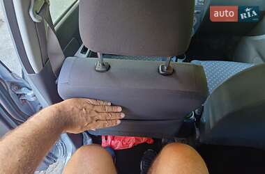 Хэтчбек Daihatsu Cuore 2010 в 