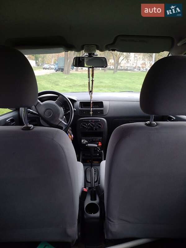 Хэтчбек Daihatsu Cuore 2003 в Одессе фото 4 Хэтчбек Daihatsu Cuore 2003 в Одессе