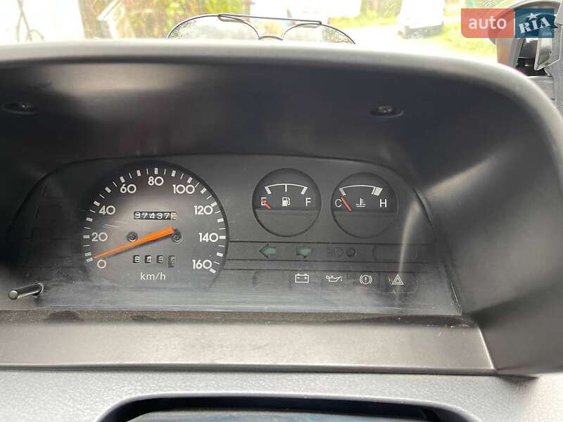 Купе Daihatsu Domino 1987 в Вижниці