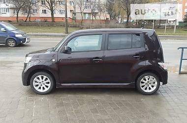 Минивэн Daihatsu Materia 2008 в 