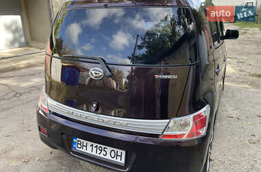 Минивэн Daihatsu Materia 2007 в 