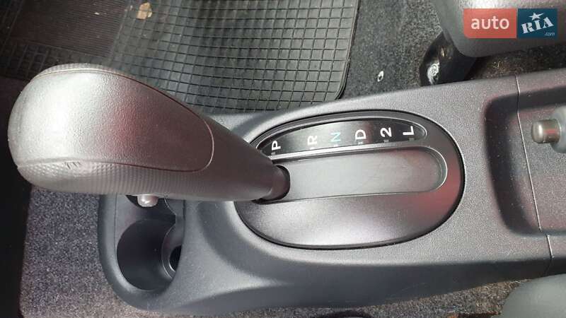 Хетчбек Daihatsu Materia 2007 в Києві