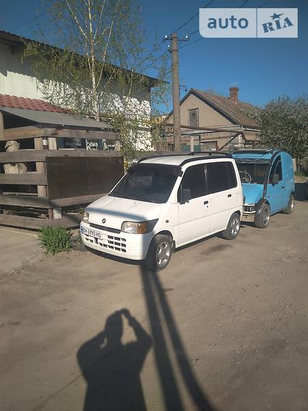 Daihatsu Move 1998 года