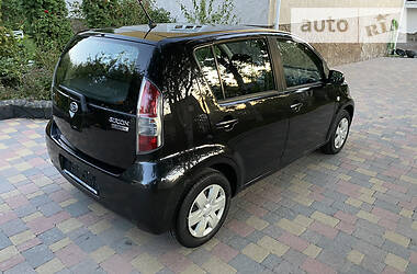 Хэтчбек Daihatsu Sirion 2007 в Ровно