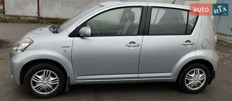 Хэтчбек Daihatsu Sirion 2008 в Новомосковске фото 2 Хэтчбек Daihatsu Sirion 2008 в Новомосковске