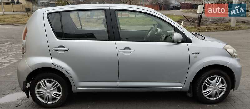 Хэтчбек Daihatsu Sirion 2008 в Новомосковске фото 4 Хэтчбек Daihatsu Sirion 2008 в Новомосковске