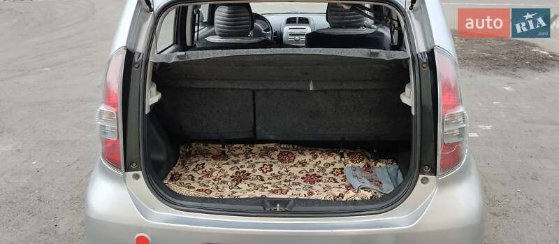 Хэтчбек Daihatsu Sirion 2008 в Новомосковске фото 6 Хэтчбек Daihatsu Sirion 2008 в Новомосковске