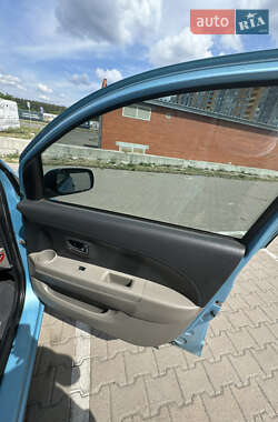 Хэтчбек Daihatsu Sirion 2007 в Киеве