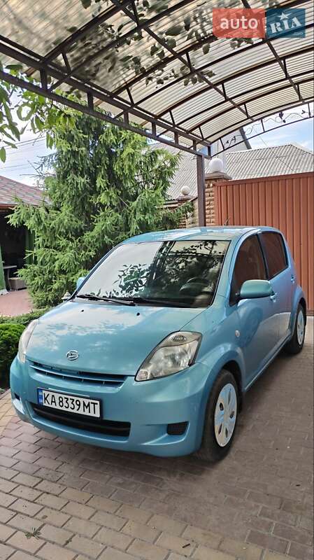 Позашляховик / Кросовер Daihatsu Sirion 2008 в Броварах