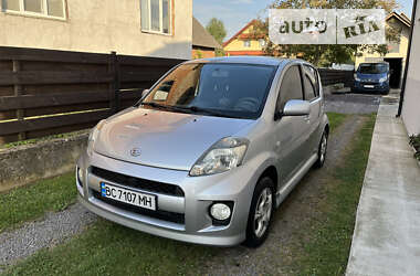 Хэтчбек Daihatsu Sirion 2007 в Стрые