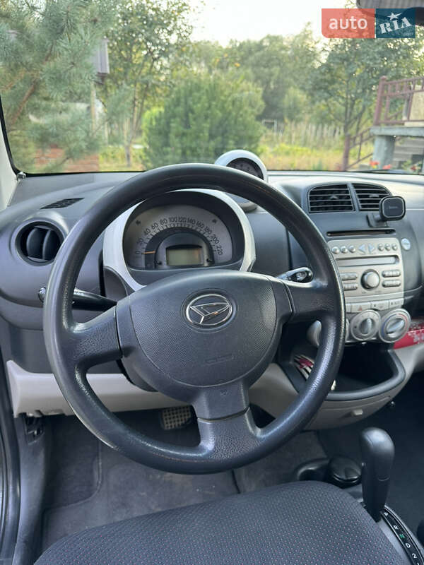 Хэтчбек Daihatsu Sirion 2006 в Черновцах фото 5 Хэтчбек Daihatsu Sirion 2006 в Черновцах