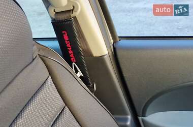 Хэтчбек Daihatsu Sirion 2007 в 