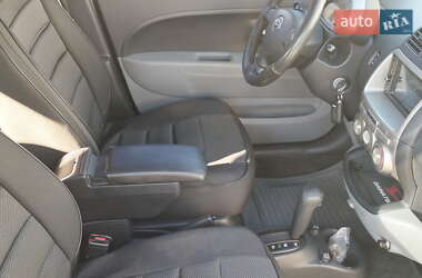 Хэтчбек Daihatsu Sirion 2007 в 