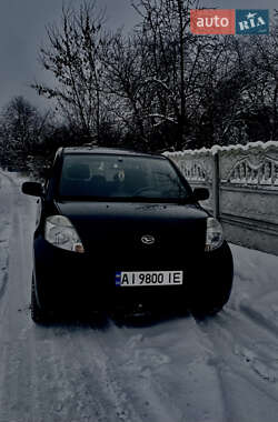 Хэтчбек Daihatsu Sirion 2007 в Макарове