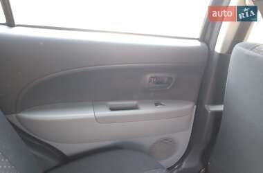 Хетчбек Daihatsu Sirion 2010 в 