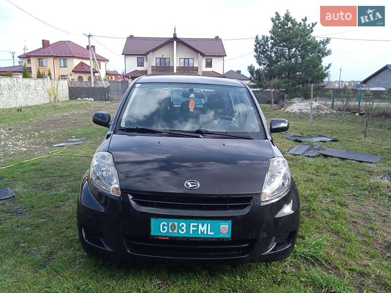 Хэтчбек Daihatsu Sirion 2010 в Тернополе