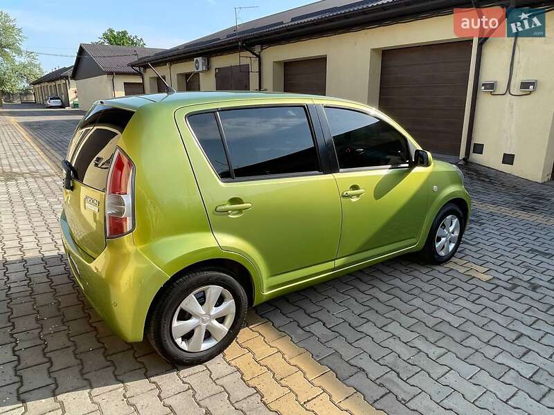 Хетчбек Daihatsu Sirion 2008 в Ізмаїлі