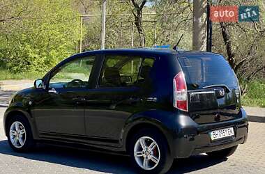 Хэтчбек Daihatsu Sirion 2008 в 