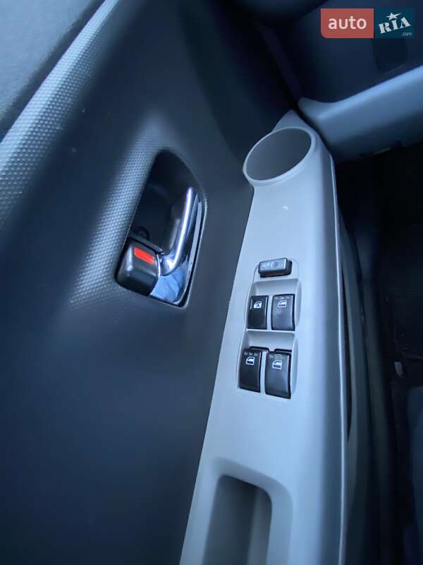 Хэтчбек Daihatsu Sirion 2008 в Одессе