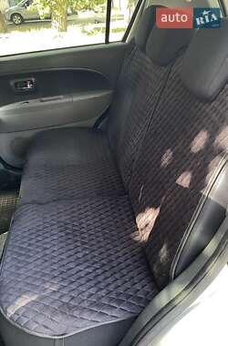 Хэтчбек Daihatsu Sirion 2008 в 