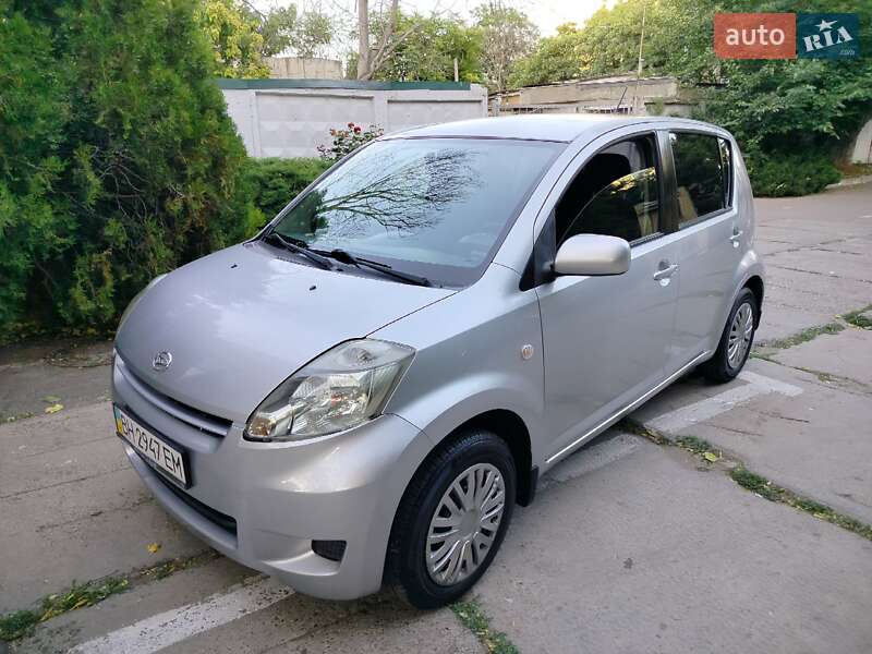 Хэтчбек Daihatsu Sirion 2008 в Одессе
