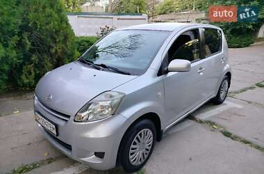 Хэтчбек Daihatsu Sirion 2008 в 