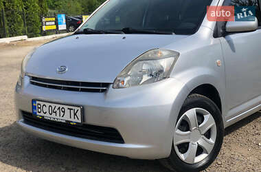 Хэтчбек Daihatsu Sirion 2006 в 
