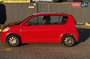 Седан Daihatsu Sirion 2009 в 