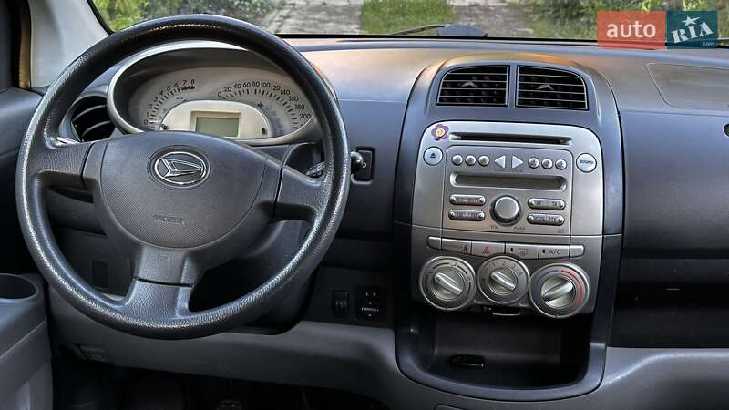 Седан Daihatsu Sirion 2009 в Полтаве