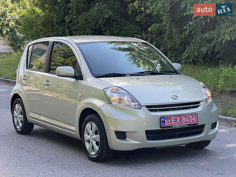 Хетчбек Daihatsu Sirion 2007 в Рівному