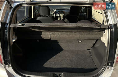Хэтчбек Daihatsu Sirion 2006 в 