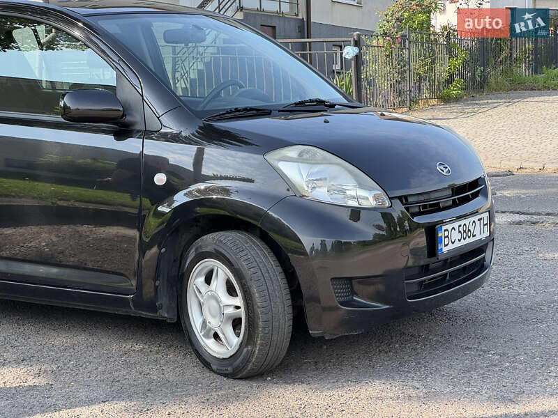 Хэтчбек Daihatsu Sirion 2007 в Львове