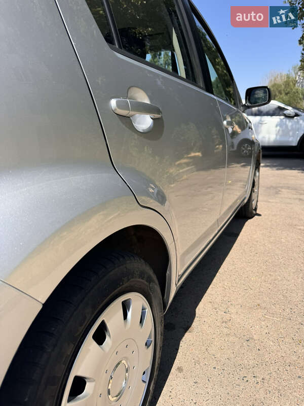 Хэтчбек Daihatsu Sirion 2007 в Одессе фото 7 Хэтчбек Daihatsu Sirion 2007 в Одессе