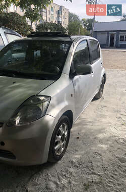 Хетчбек Daihatsu Sirion 2005 в Синельниковому