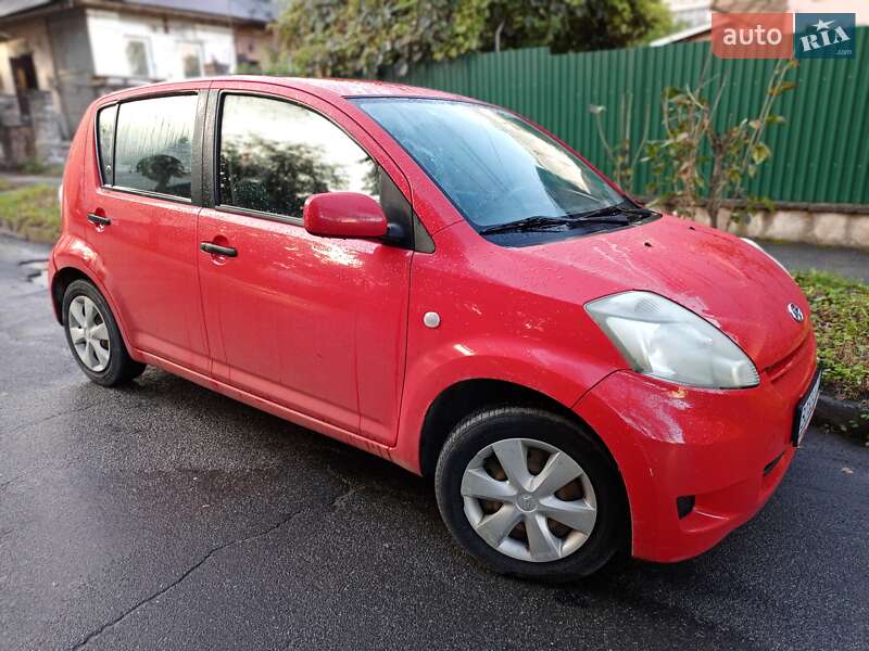 Хэтчбек Daihatsu Sirion 2009 в Тернополе