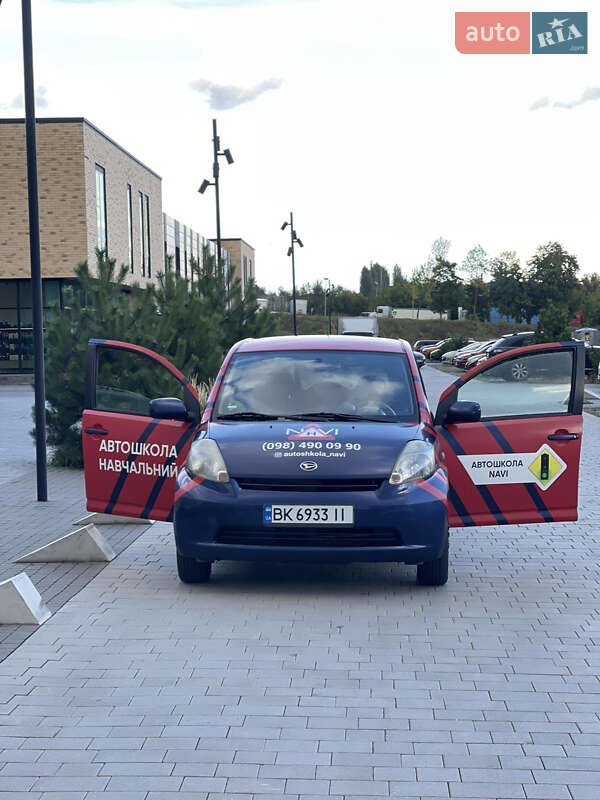 Хэтчбек Daihatsu Sirion 2005 в Хмельницком