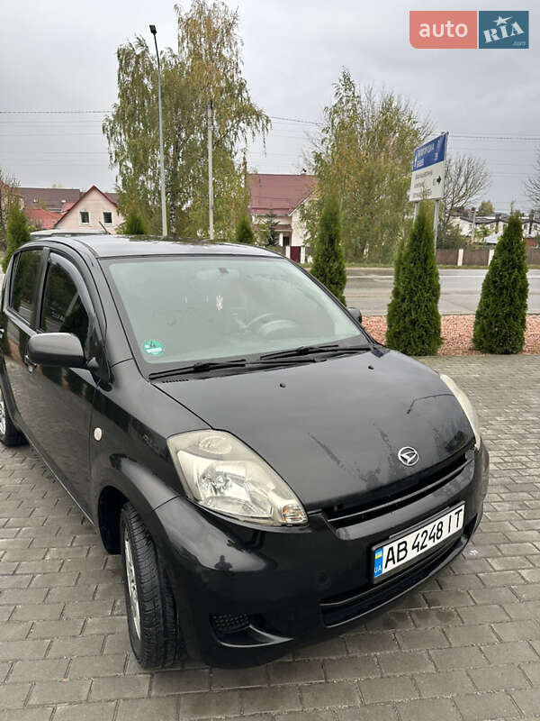 Хэтчбек Daihatsu Sirion 2008 в Киеве