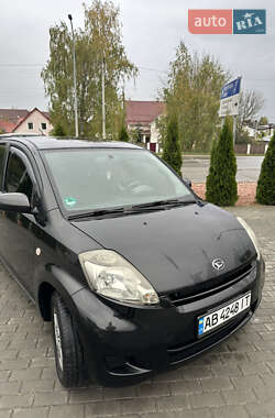 Хетчбек Daihatsu Sirion 2008 в 