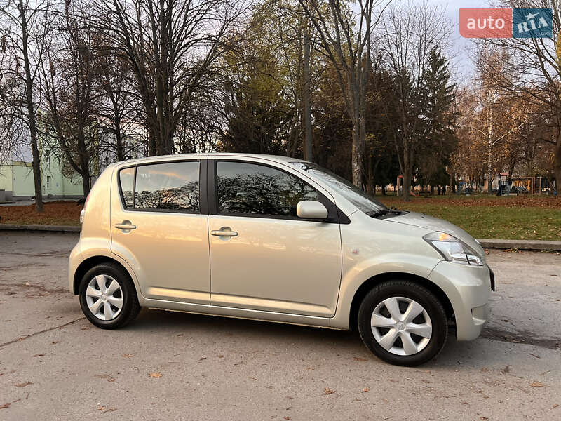 Хэтчбек Daihatsu Sirion 2007 в Ровно фото 10 Хэтчбек Daihatsu Sirion 2007 в Ровно