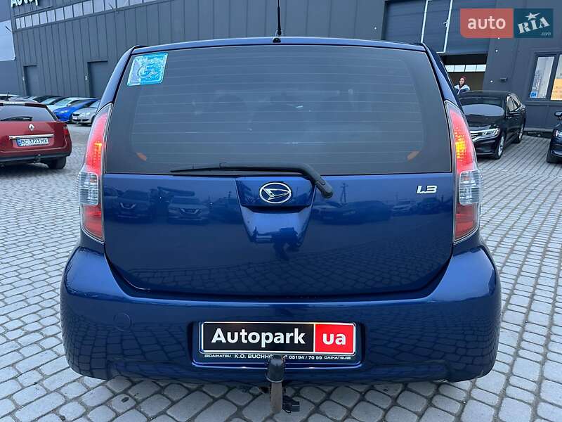 Хэтчбек Daihatsu Sirion 2005 в Львове